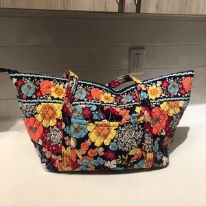 Vera Bradley Large Zip-Top Tote